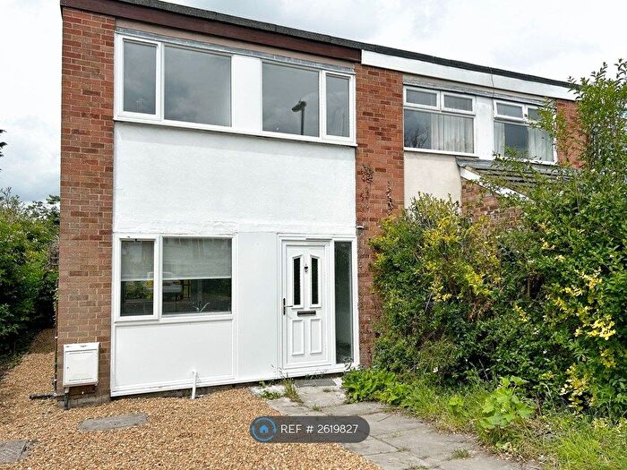 3 Bedroom End Of Terrace House To Rent In Derwent Close, Cambridge, CB1