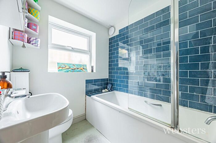 2 Bedroom Terraced House For Sale In Caernarvon Road, Norwich, NR2