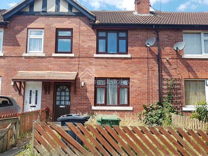 4 Bedroom Terraced House To Rent In Parker Road, Dewsbury, WF12