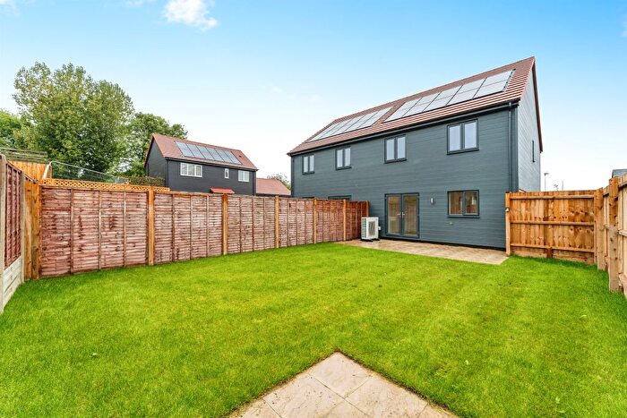 3 Bedroom Semi-Detached House For Sale In Limes Close, Wilburton, Ely, CB6