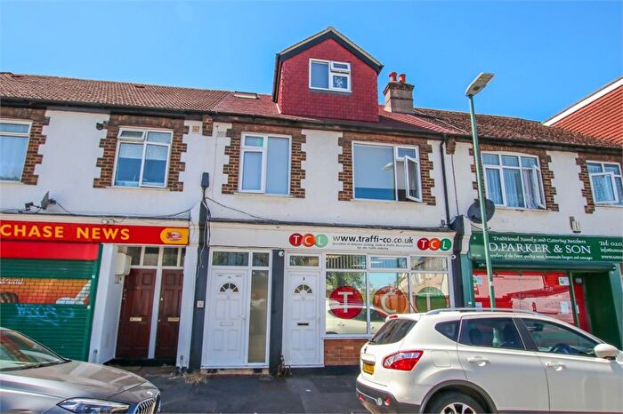 2 Bedroom Flat To Rent In Central Avenue, Wallington, SM6