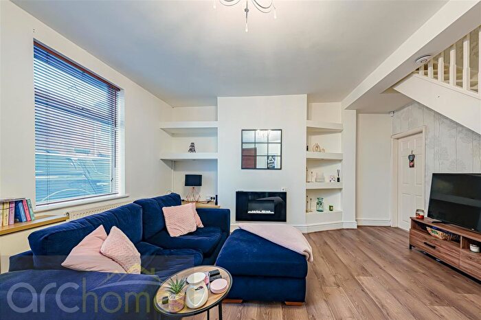 2 Bedroom End Of Terrace House For Sale In Defiance Street, Atherton, Manchester, M46