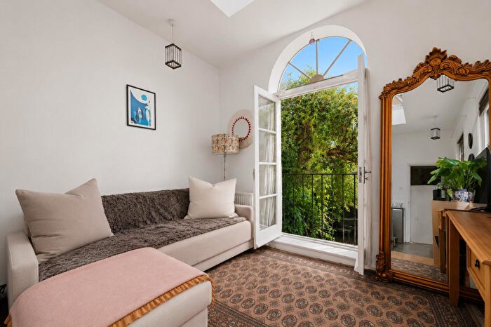 1 Bedroom Flat To Rent In Albion Road, London, N16