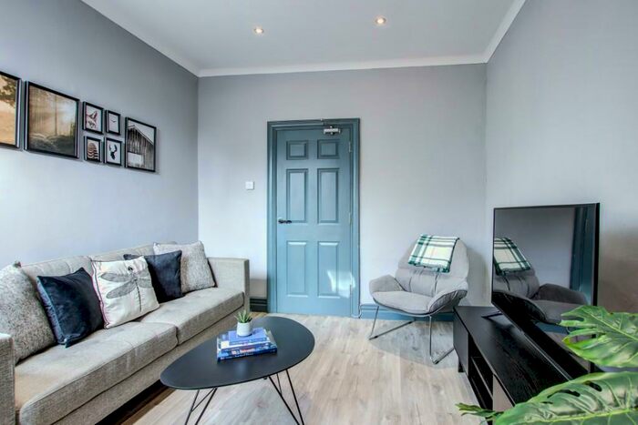 3 Bedroom Flat To Rent In (&#;pppw) Grantham Road, Newcastle Upon Tyne, NE2