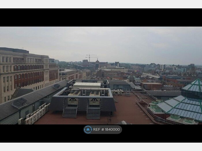 1 Bedroom Flat To Rent In Basilica, Leeds, LS1