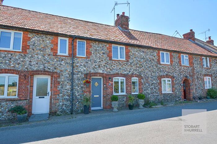 2 Bedroom Character Property For Sale In Honing Row, North Walsham, NR28