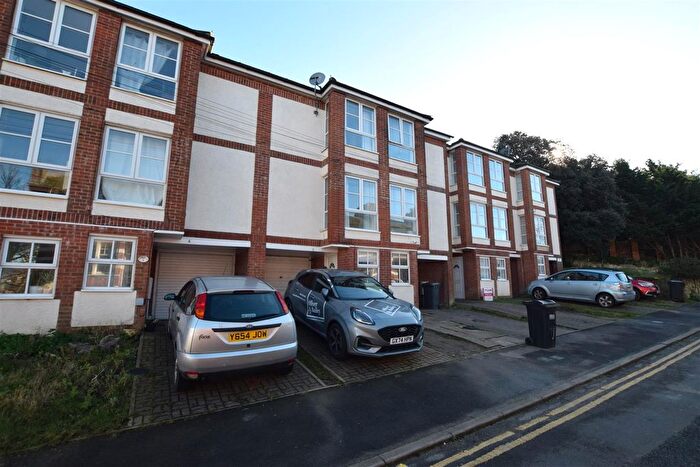 2 Bedroom Town House To Rent In Castle View Mews, Castledown Avenue, Hastings, TN34