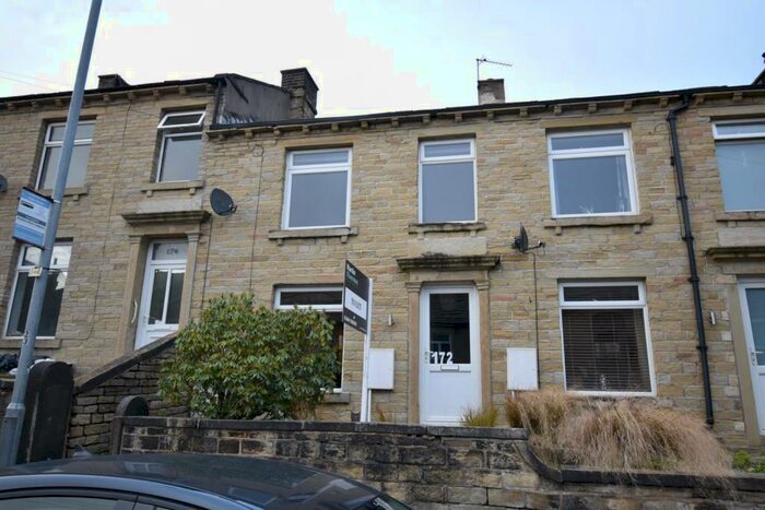 2 Bedroom Terraced House To Rent In Longwood Gate, Longwood, Huddersfield, HD3