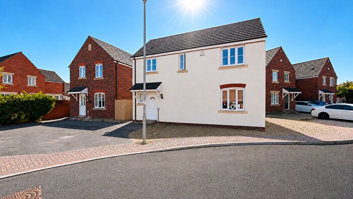 3 Bedroom Detached House For Sale In Eight Acre Meadow, Bridgwater, TA6