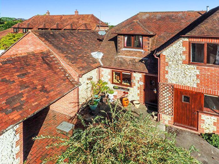 3 Bedroom Semi-Detached House For Sale In Heatherton Mews, Emsworth, PO10