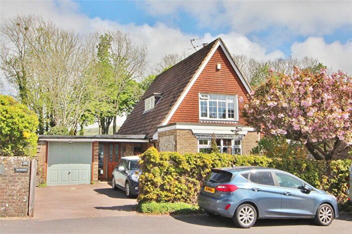 3 Bedroom Detached House For Sale In Nepcote, Findon Village, Worthing, West Sussex, BN14