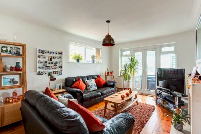 4 Bedroom Apartment To Rent In Sycamore Close, Brighton, BN2