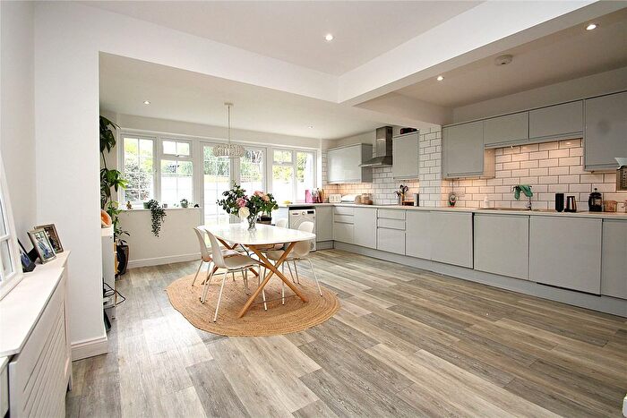 3 Bedroom Terraced House For Sale In Hersham, Walton-On-Thames, Surrey, KT12