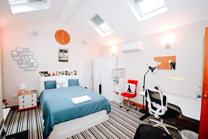 1 Bedroom Flat To Rent In Station Approach, Falmer, Brighton, East Sussex, BN1