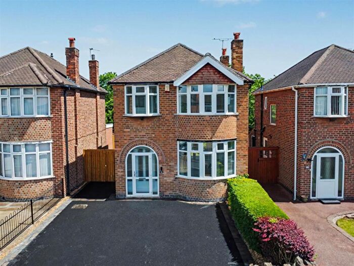 3 Bedroom House For Sale In Trentham Gardens, Nottingham, NG8