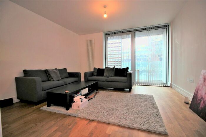 2 Bedroom Flat To Rent In The Quad, Highcross Street, Leicester, LE1