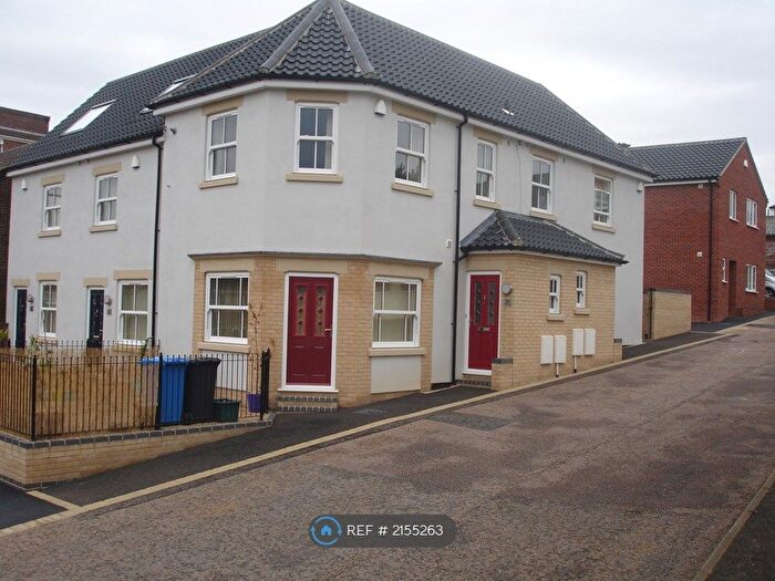 1 Bedroom Semi-Detached House To Rent In Drayton Road, Norwich, NR3