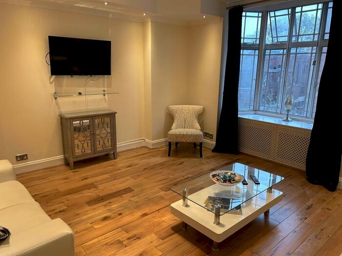 5 Bedroom Property To Rent In Hatherley Grove, London, W2