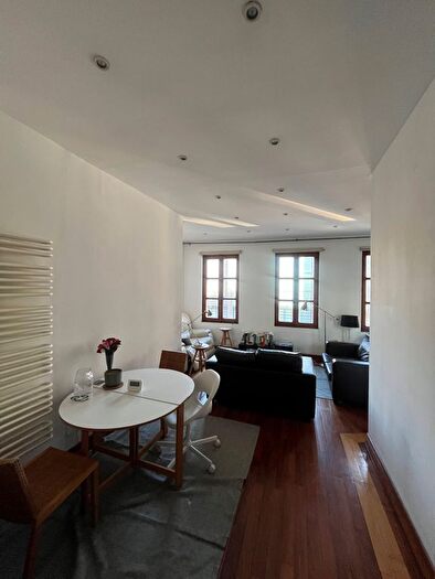 2 Bedroom Flat To Rent In London, SE1