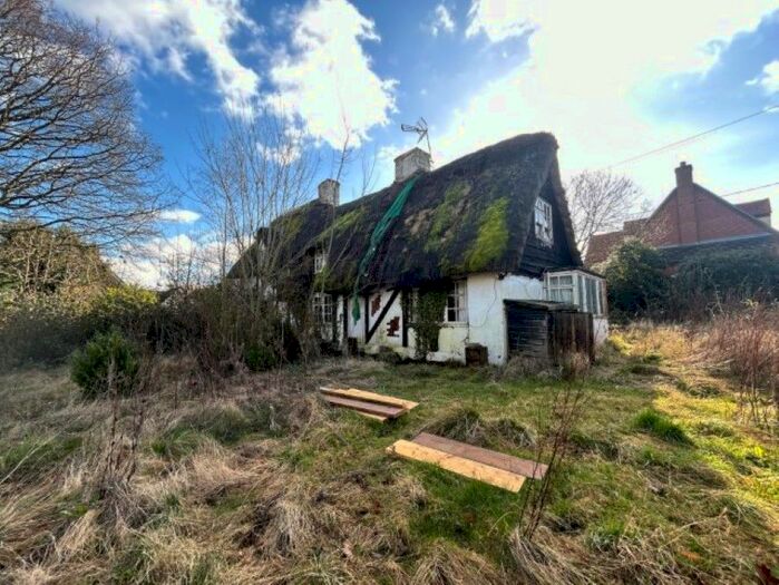 3 Bedroom Detached House For Sale In Thatched Cottage, Clacton Road, Wix, Manningtree, Essex, CO11