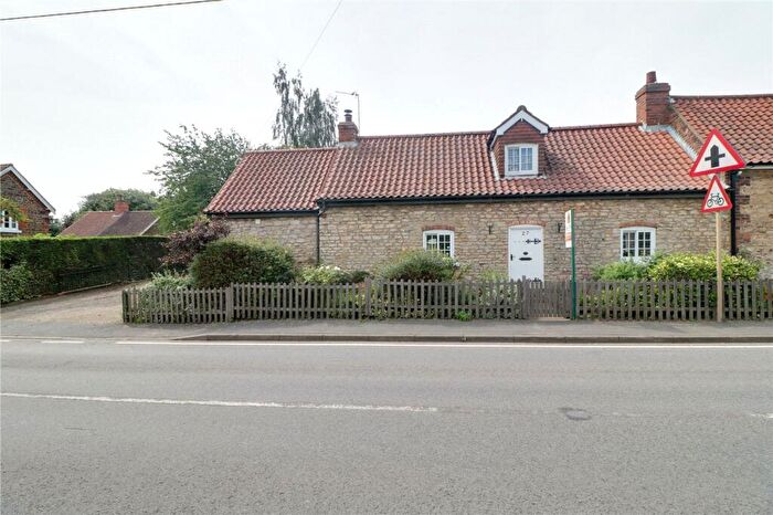 2 Bedroom Cottage For Sale In Ermine Street, Appleby, DN15
