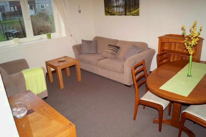 2 Bedroom Flat To Rent In Cairngorm Drive, Aberdeen, AB12