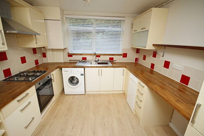 2 Bedroom Flat To Rent In Shearman Road, London, SE3