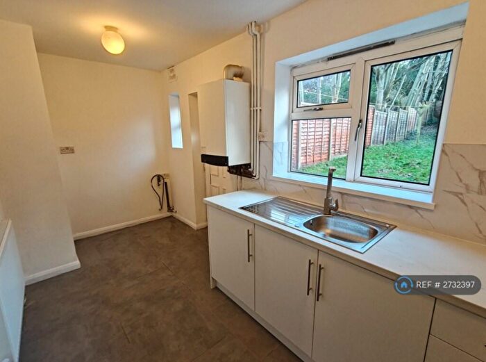 2 Bedroom House To Rent In Alwold Road, Birmingham, B29
