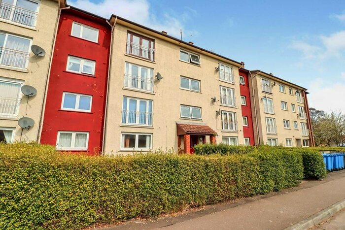 2 Bedroom Flat To Rent In Canmore Road, Glenrothes, Fife, KY7