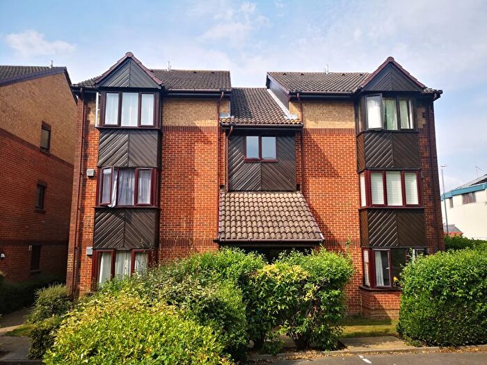 1 Bedroom Flat For Sale In The Goodwins, Tunbridge Wells, TN2