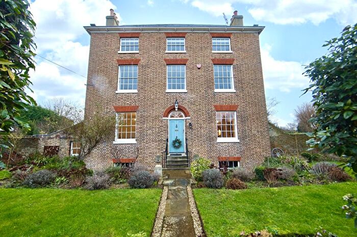 6 Bedroom Detached House For Sale In The Street, Woodnesborough, Kent, CT13