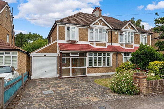 3 Bedroom Semi Detached House For Sale In Sussex Road, Carshalton Beeches, SM5