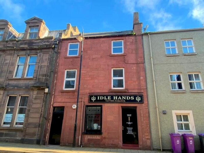 3 Bedroom Maisonette To Rent In High Street, Arbroath, DD11