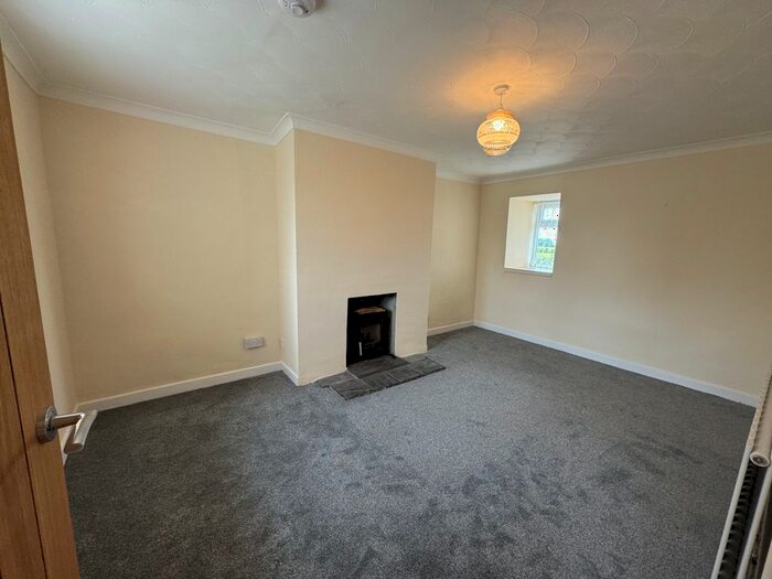 2 Bedroom Bungalow To Rent In Llanfechell, Amlwch, LL68