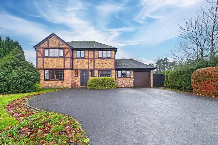4 Bedroom Detached House For Sale In Redditch, Bracknell, Berkshire, RG12