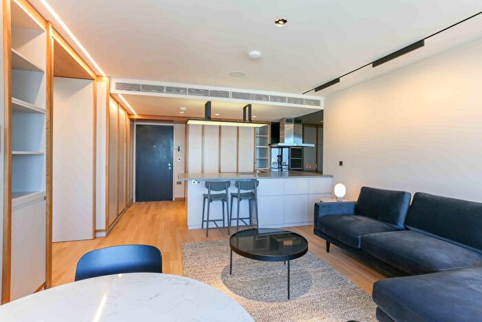 1 Bedroom Flat To Rent In Flat, Manhattan Loft Gardens, Stratford, E20