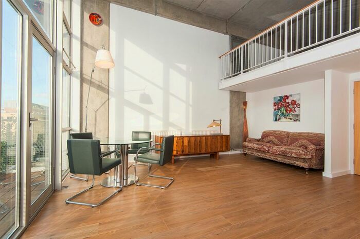 2 Bedroom Flat To Rent In Kingsland Road, De Beauvoir, London, E8