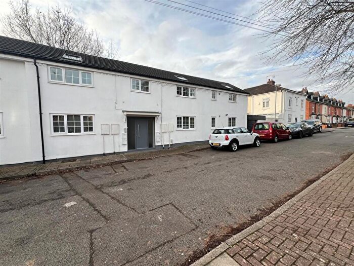 1 Bedroom Flat To Rent In Albert Road, Kings Heath, B14