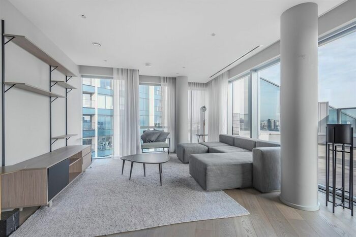 3 Bedroom Flat To Rent In No., Upper Riverside, Cutter Lane, Greenwich Peninsula, SE10