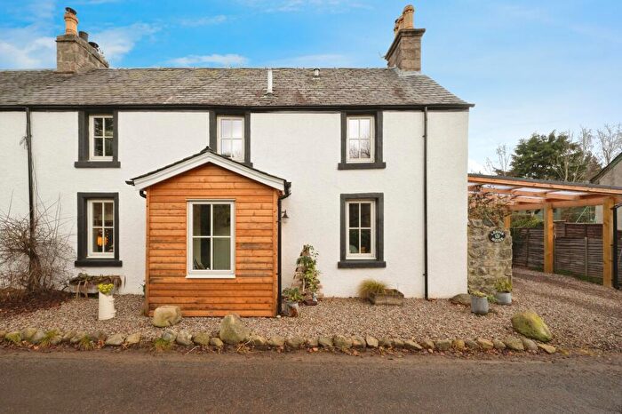 3 Bedroom Semi-Detached House For Sale In Lewiston, Drumnadrochit, Inverness, Highland, IV63