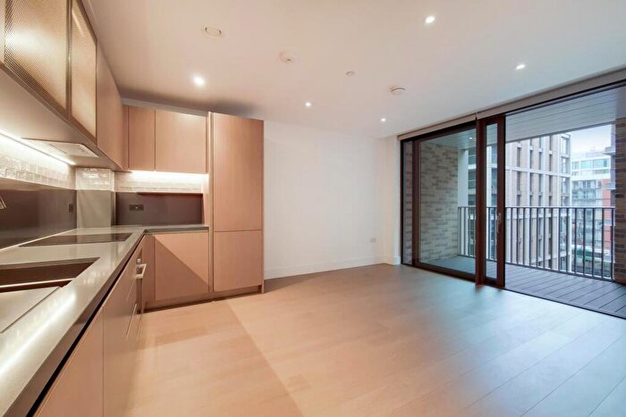 1 Bedroom House For Sale In Palmer Road, London, SW11