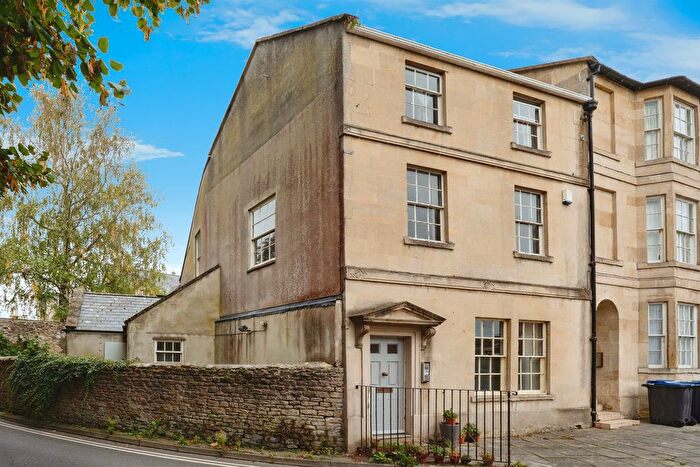 3 Bedroom Semi-detached House For Sale In St. Mary Street, Chippenham, SN15