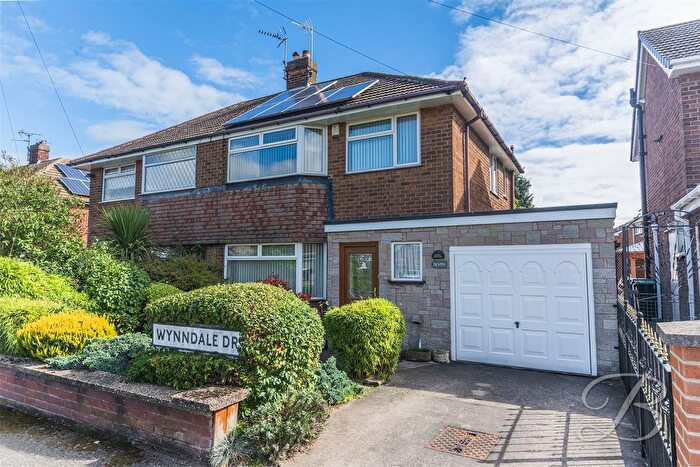 3 Bedroom Semi-Detached House For Sale In Wynndale Drive, Mansfield, NG18