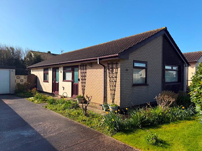 2 Bedroom Bungalow For Sale In Trenethick Avenue, Helston, TR13