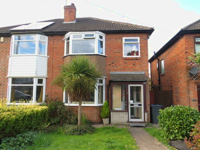3 Bedroom Semi-Detached House To Rent In Plants Brook Road, Sutton Coldfield, B76