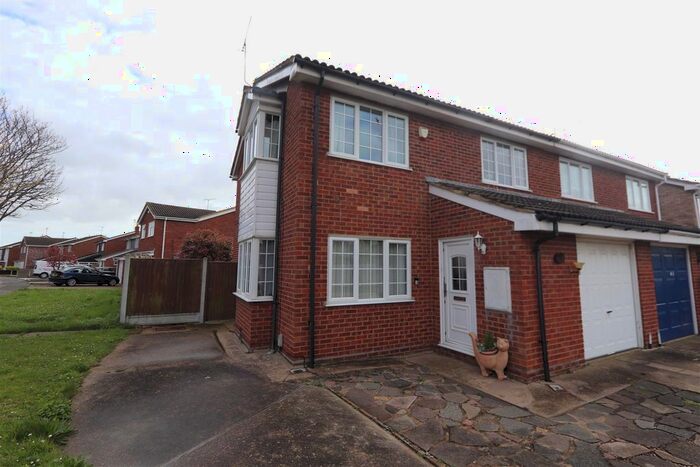 3 Bedroom Semi-Detached House To Rent In Aylesbeare, Shoeburyness, Southend-On-Sea, SS3