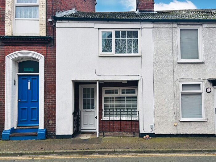 2 Bedroom Terraced House For Sale In Albion Road, Great Yarmouth, NR30
