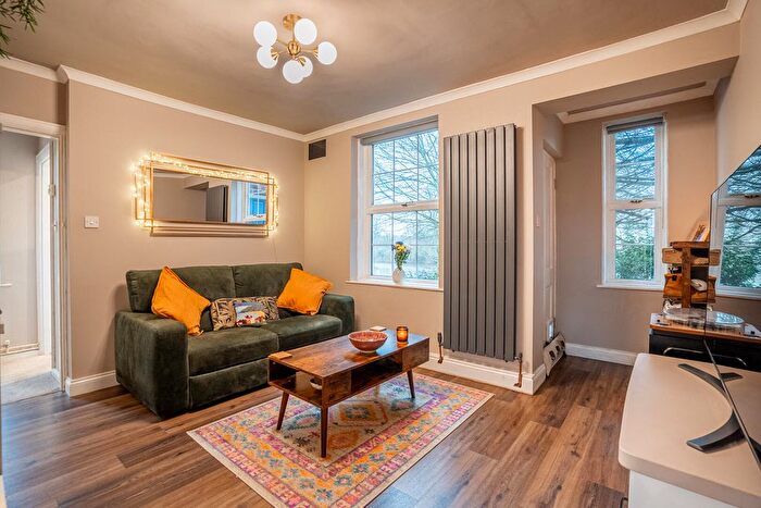 1 Bedroom Flat For Sale In Holly Terrace, York, YO10