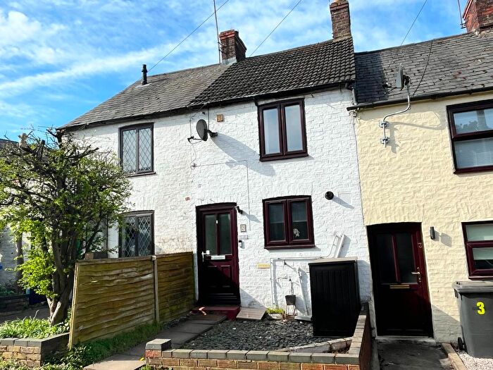 2 Bedroom Cottage For Sale In Forest View, Northampton, NN7