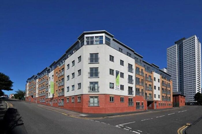 2 Bedroom Flat To Rent In Irving Street, Birmingham, West Midlands, B1
